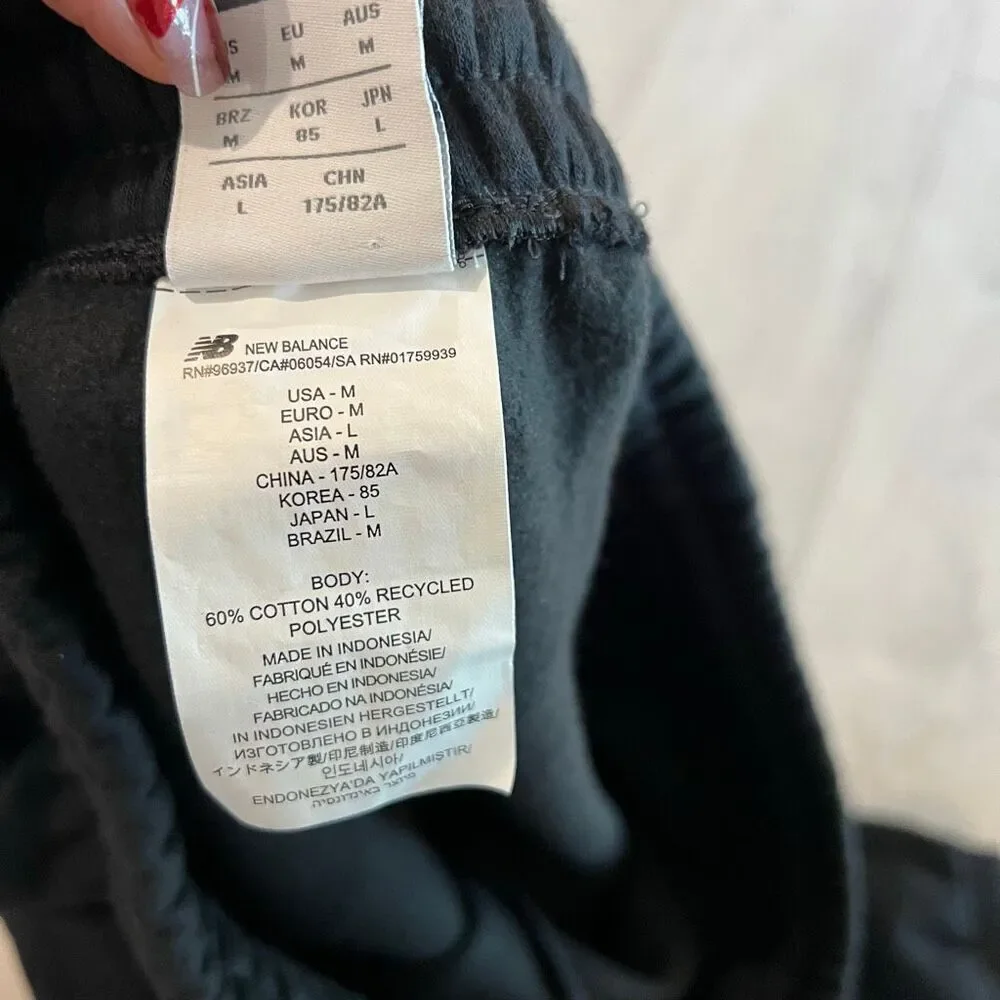 NEW BALANCE WOMENS FLEECE JOGGERS size M